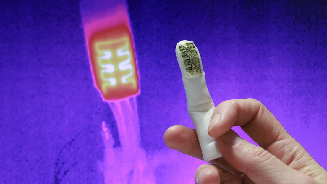 The MiniTouch, a device that allows amputees to feel hot and cold in their phantom hand. 2023 EPFL / Alain Herzog - CC-BY-SA 4.0 The MiniTouch, a device that allows amputees to feel hot and cold in their phantom hand. 2023 EPFL / Alain Herzog - CC-BY-SA 4.0